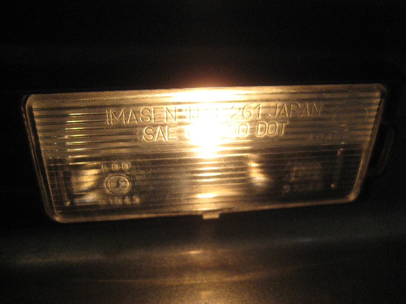 2011-2017-Mitsubishi-Outlander-Sport-License-Plate-Light-Bulbs-Replacement-Guide-014