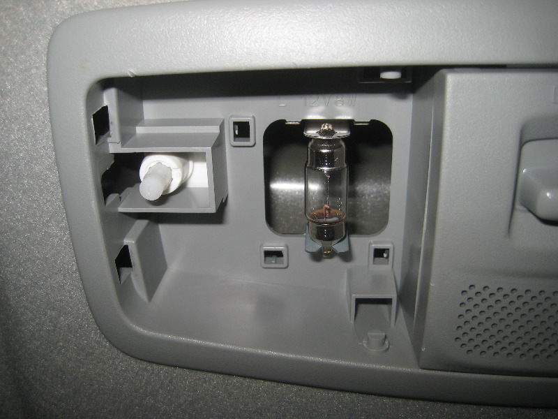 2011-2017-Mitsubishi-Outlander-Sport-Map-Light-Bulbs-Replacement-Guide-005