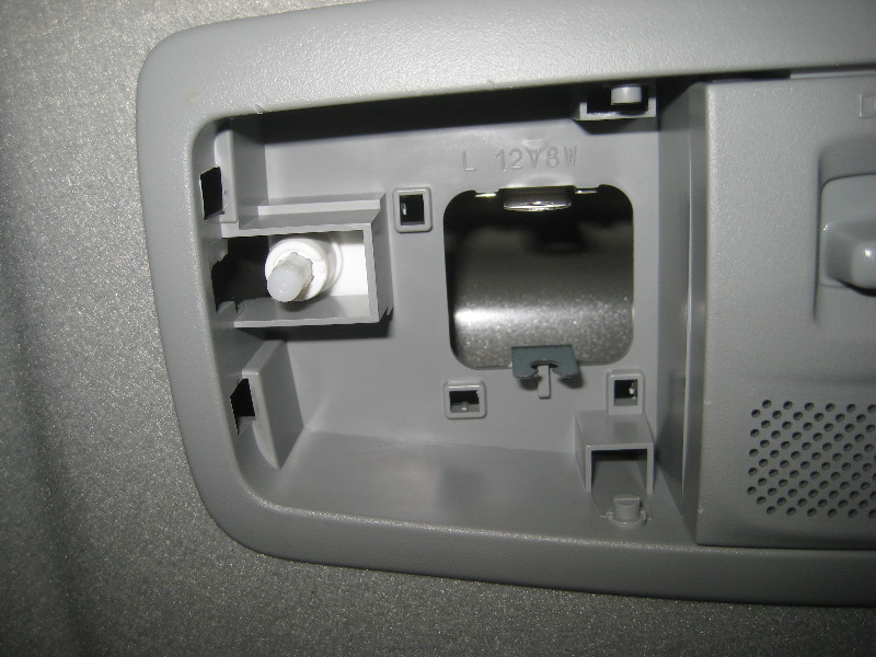 2011-2017-Mitsubishi-Outlander-Sport-Map-Light-Bulbs-Replacement-Guide-008