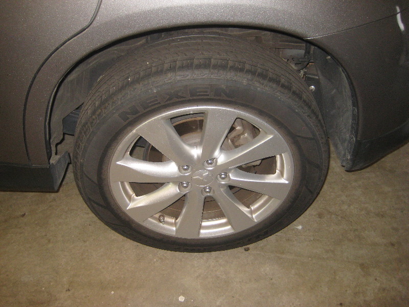 2011-2017-Mitsubishi-Outlander-Sport-Rear-Disc-Brake-Pads-Replacement-Guide-001