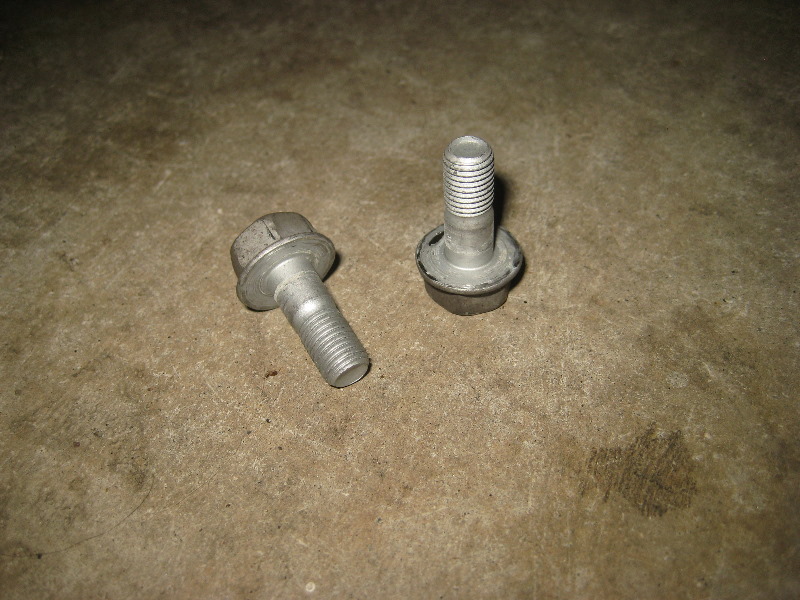 2011-2017-Mitsubishi-Outlander-Sport-Rear-Disc-Brake-Pads-Replacement-Guide-012