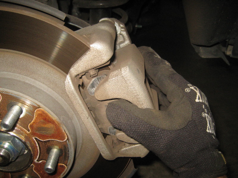 2011-2017-Mitsubishi-Outlander-Sport-Rear-Disc-Brake-Pads-Replacement-Guide-013