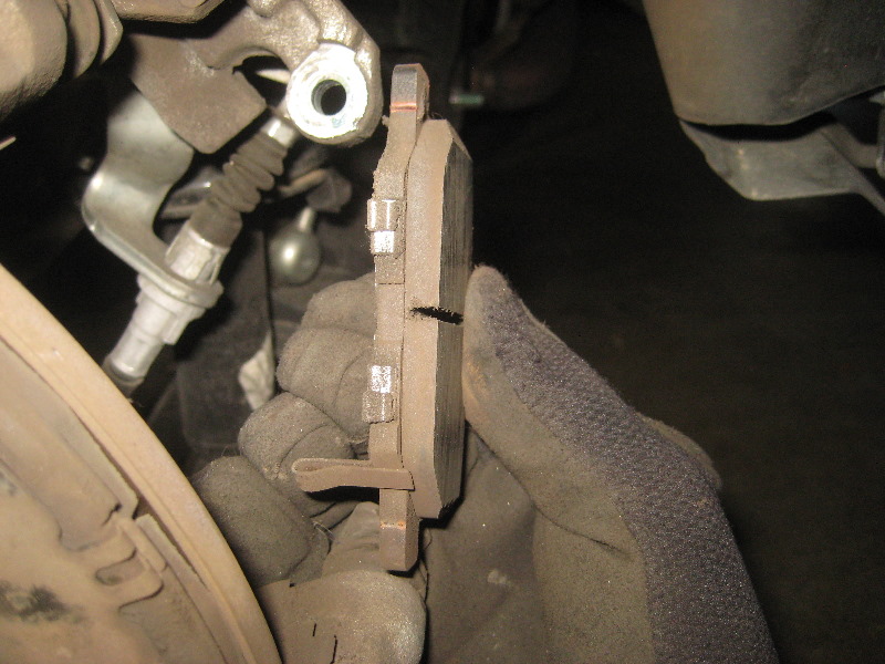 2011-2017-Mitsubishi-Outlander-Sport-Rear-Disc-Brake-Pads-Replacement-Guide-015