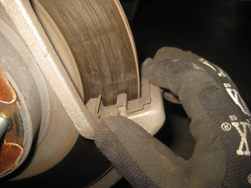 2011-2017-Mitsubishi-Outlander-Sport-Rear-Disc-Brake-Pads-Replacement-Guide-017