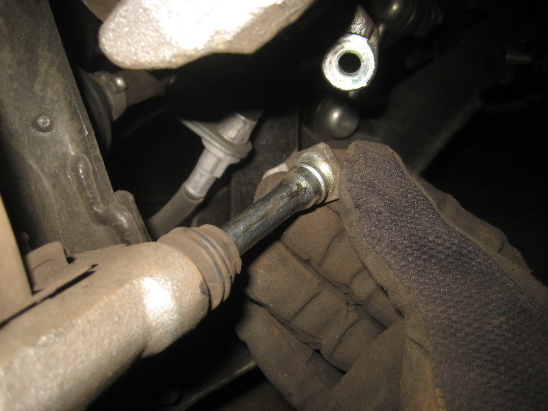 2011-2017-Mitsubishi-Outlander-Sport-Rear-Disc-Brake-Pads-Replacement-Guide-023