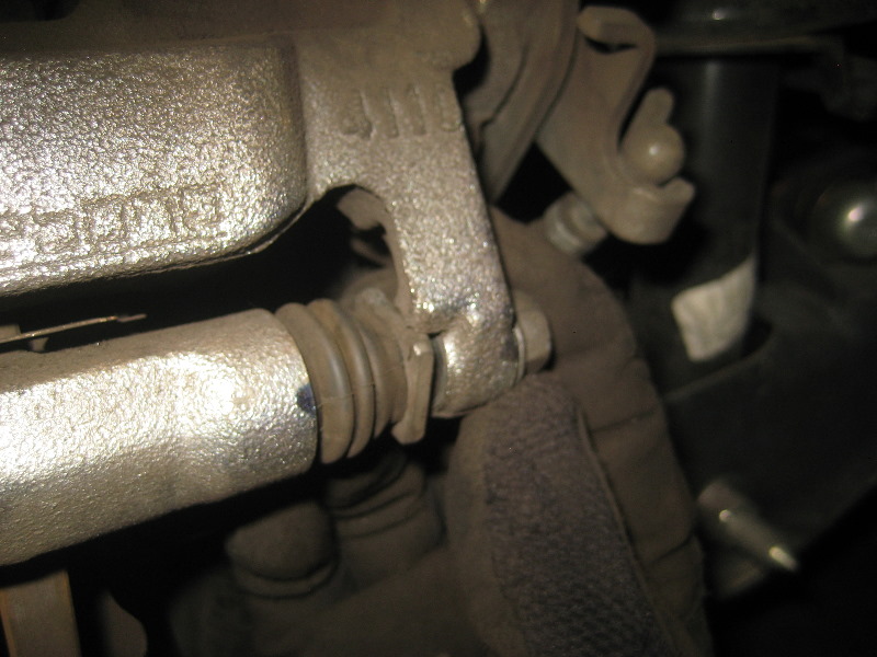 2011-2017-Mitsubishi-Outlander-Sport-Rear-Disc-Brake-Pads-Replacement-Guide-029