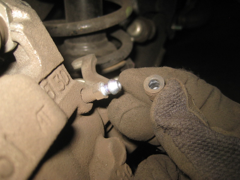 2011-2017-Mitsubishi-Outlander-Sport-Rear-Disc-Brake-Pads-Replacement-Guide-033