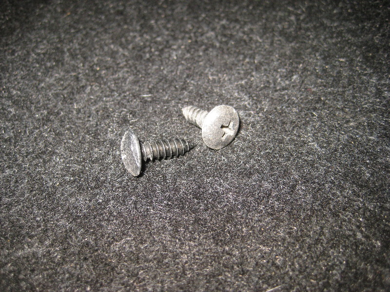 2011-2017-Mitsubishi-Outlander-Sport-Tail-Light-Bulbs-Replacement-Guide-005