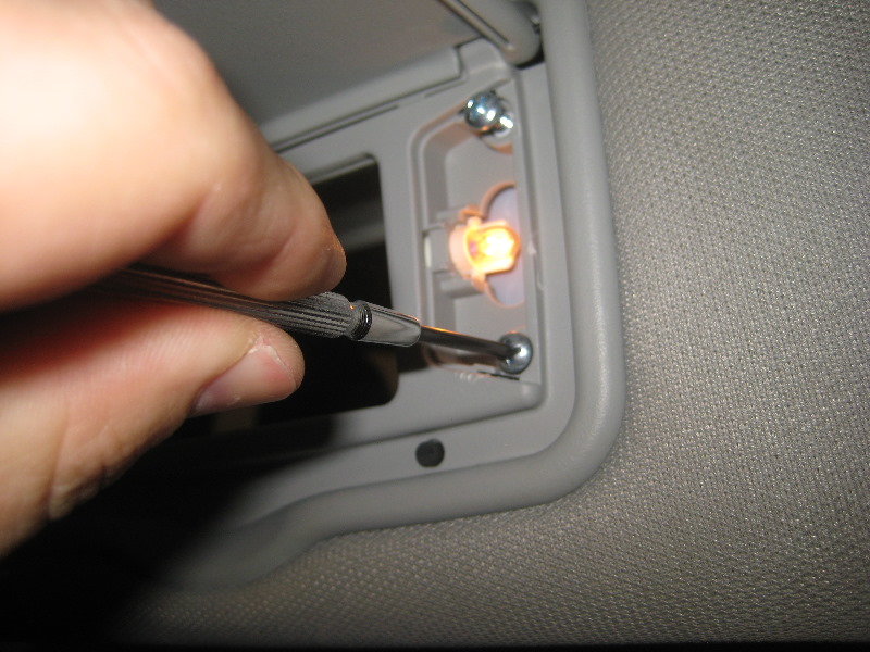 2011-2017-Mitsubishi-Outlander-Sport-Vanity-Mirror-Light-Bulb-Replacement-Guide-006