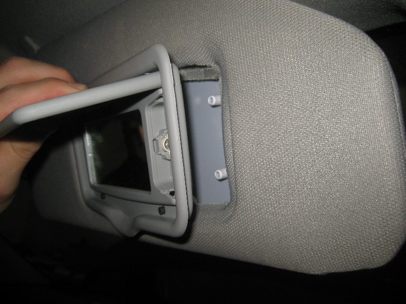 2011-2017-Mitsubishi-Outlander-Sport-Vanity-Mirror-Light-Bulb-Replacement-Guide-008