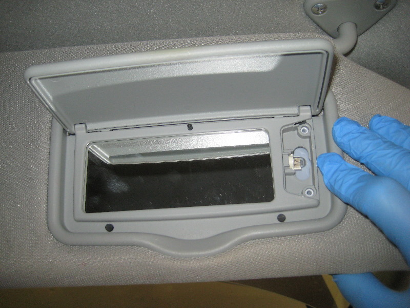 2011-2017-Mitsubishi-Outlander-Sport-Vanity-Mirror-Light-Bulb-Replacement-Guide-013
