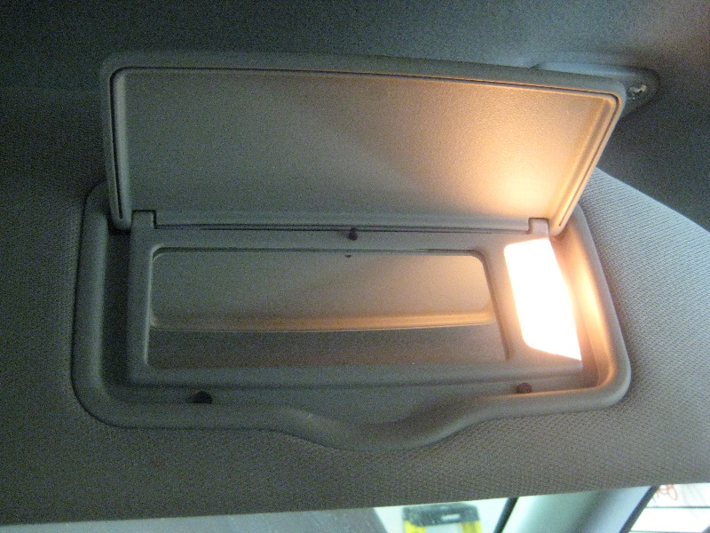 2011-2017-Mitsubishi-Outlander-Sport-Vanity-Mirror-Light-Bulb-Replacement-Guide-016