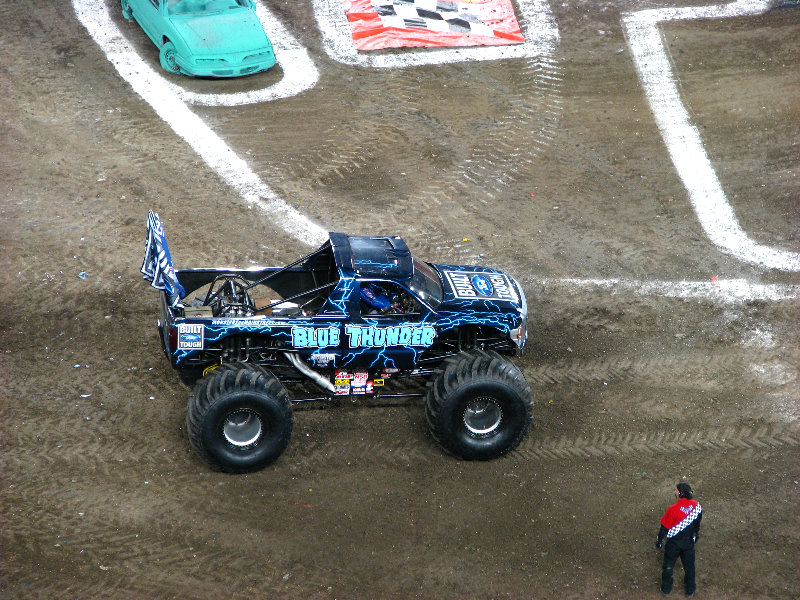 Monster-Jam-Raymond-James-Stadium-Tampa-FL-001