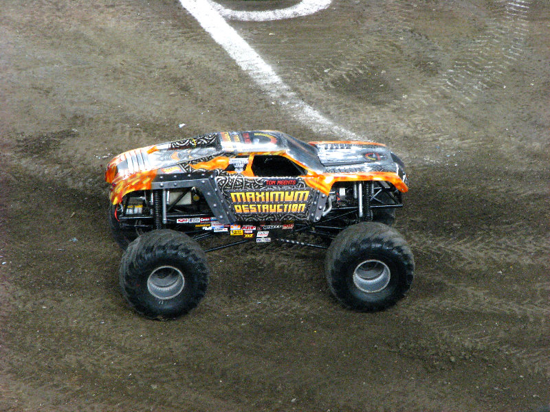 Monster-Jam-Raymond-James-Stadium-Tampa-FL-012