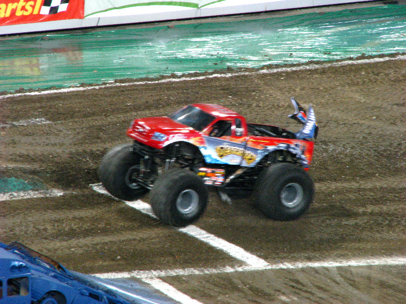 Monster-Jam-Raymond-James-Stadium-Tampa-FL-014