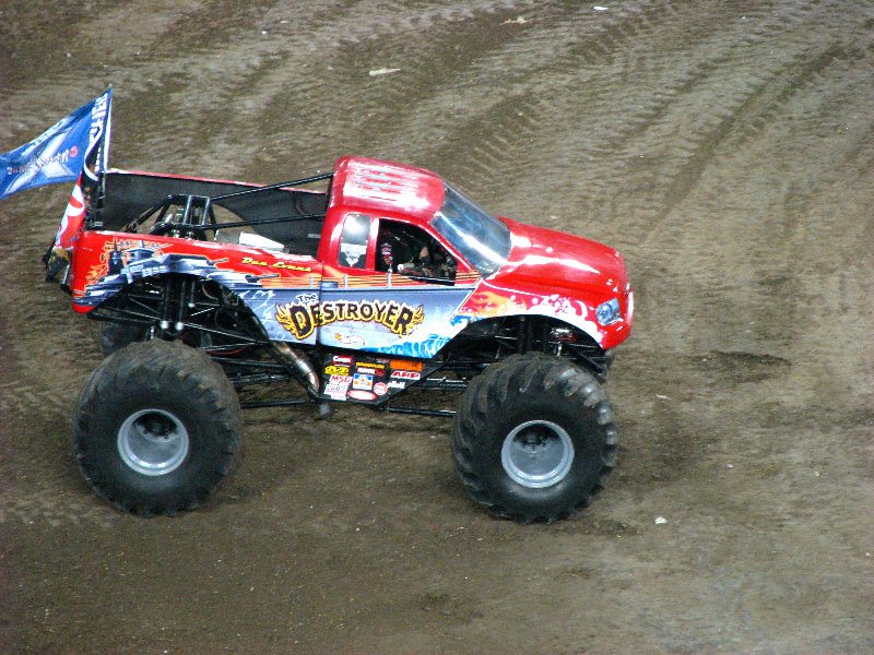 Monster-Jam-Raymond-James-Stadium-Tampa-FL-033