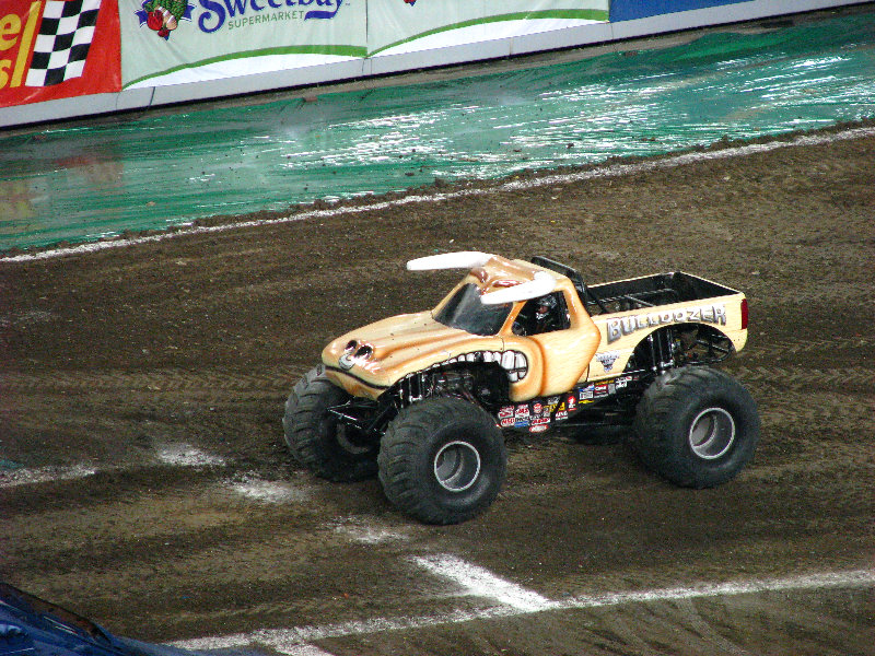 Monster-Jam-Raymond-James-Stadium-Tampa-FL-041