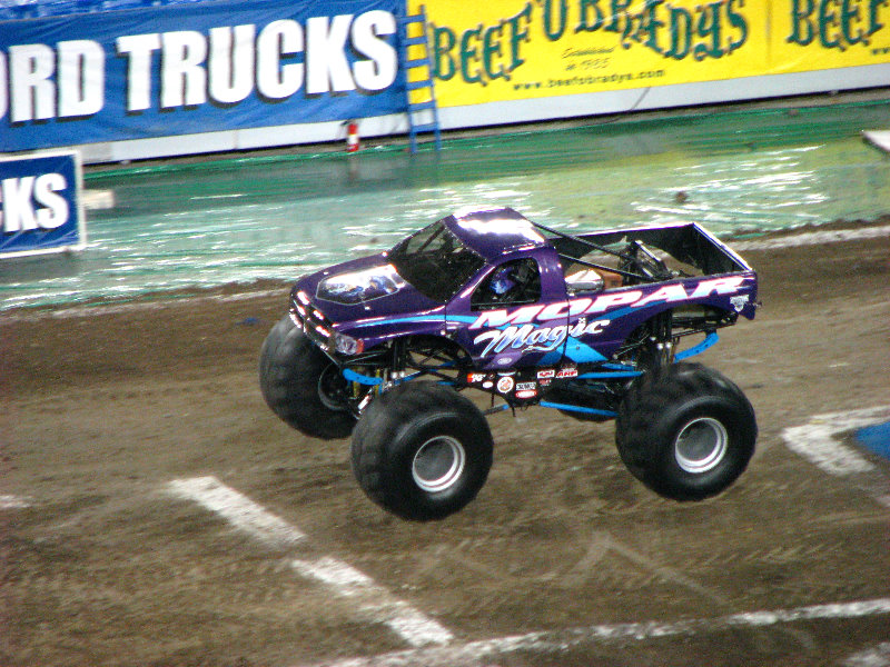 Monster-Jam-Raymond-James-Stadium-Tampa-FL-044