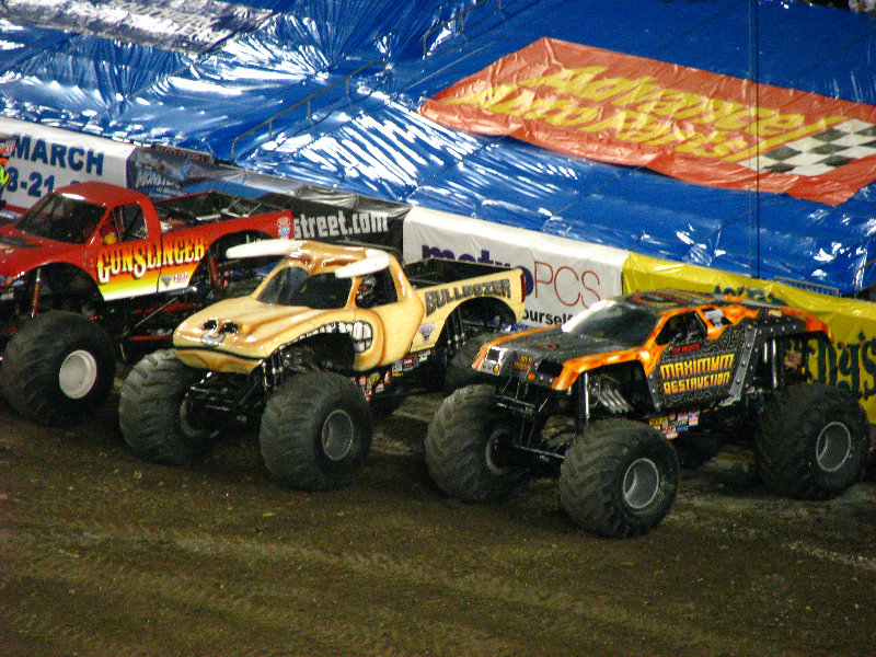 Monster-Jam-Raymond-James-Stadium-Tampa-FL-053