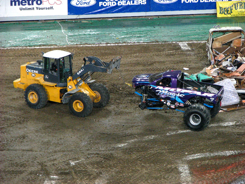 Monster-Jam-Raymond-James-Stadium-Tampa-FL-143