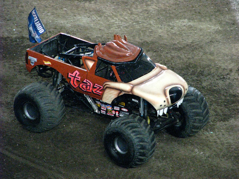 Monster-Jam-Raymond-James-Stadium-Tampa-FL-211
