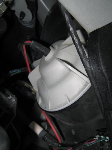 Nissan-Altima-Headlight-Bulb-36