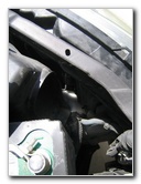 Nissan-Altima-Headlight-Bulb-09