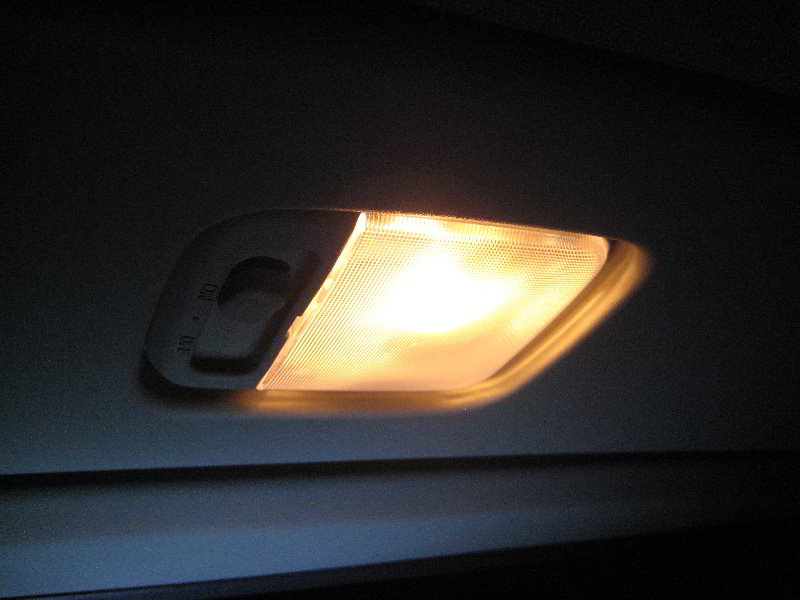 Nissan-Armada-Cargo-Area-Tailgate-Light-Bulb-Replacement-Guide-012