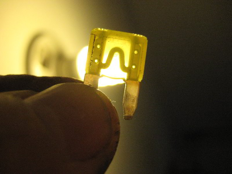 Nissan-Armada-Electrical-Fuse-Replacement-Guide-017