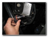 Nissan-Armada-Fog-Light-Bulbs-Replacement-Guide-004