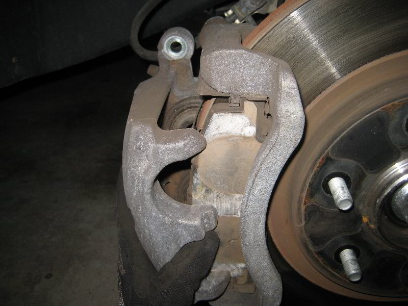 Nissan-Armada-Front-Brake-Pads-Replacement-Guide-012