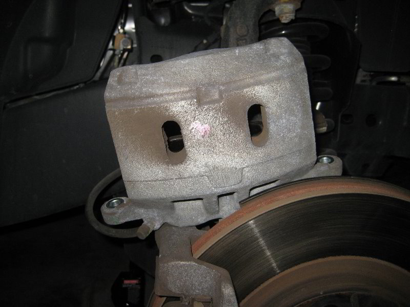 Nissan-Armada-Front-Brake-Pads-Replacement-Guide-013