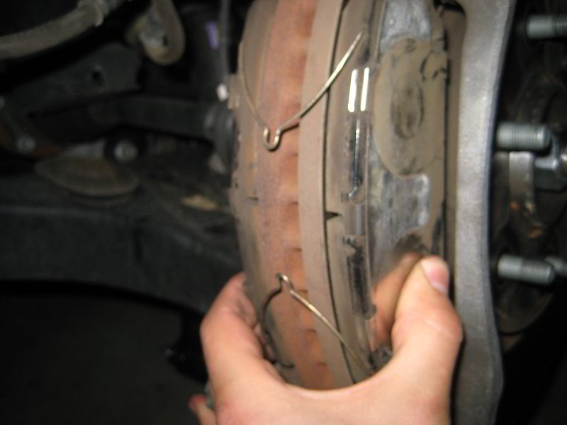 Nissan-Armada-Front-Brake-Pads-Replacement-Guide-030