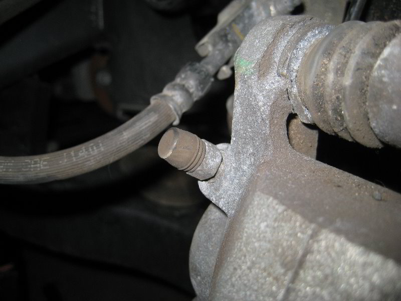 Nissan-Armada-Front-Brake-Pads-Replacement-Guide-036