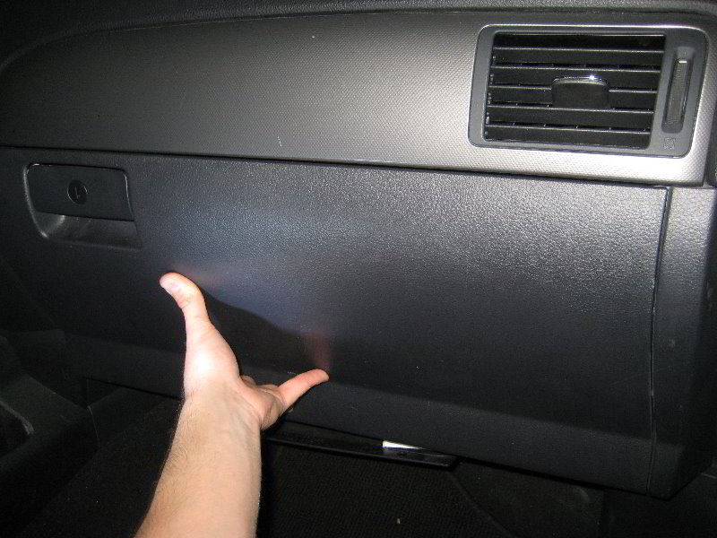 Nissan-Armada-HVAC-Cabin-Air-Filters-Replacement-Guide-021