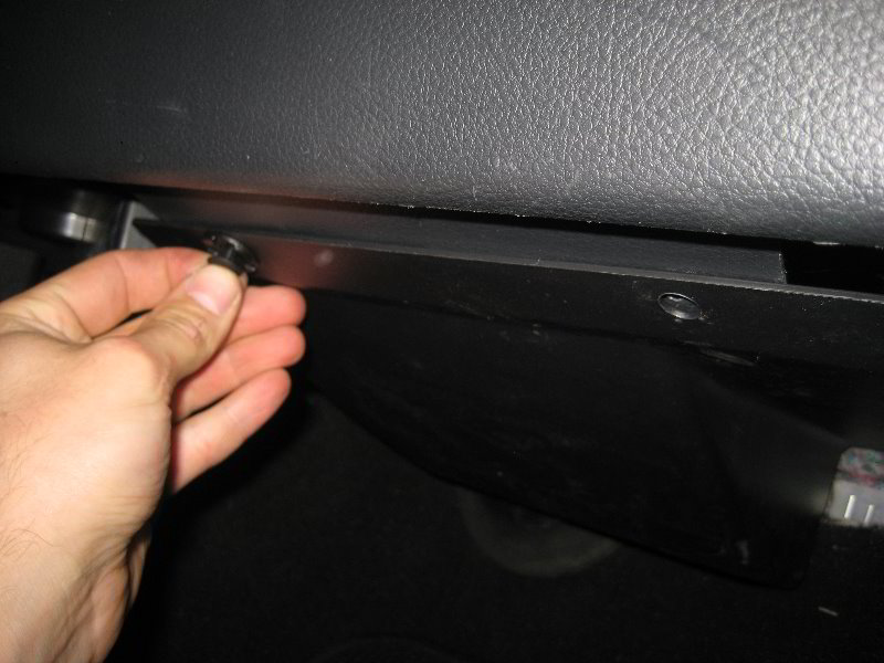 Nissan-Armada-HVAC-Cabin-Air-Filters-Replacement-Guide-025