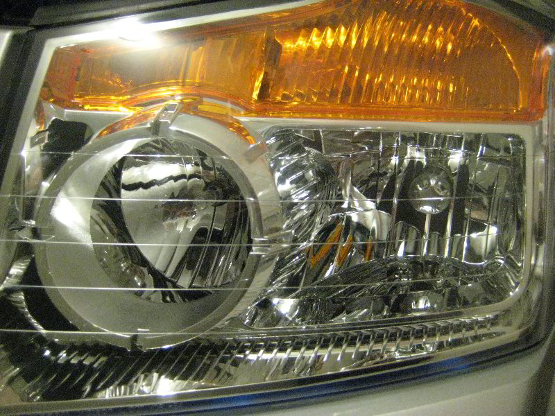 Nissan-Armada-Headlight-Bulbs-Replacement-Guide-011