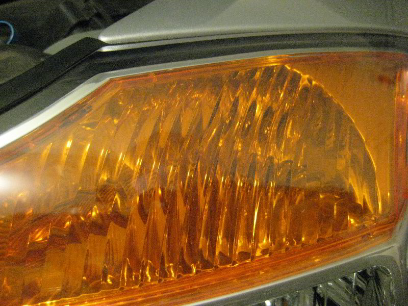 Nissan-Armada-Headlight-Bulbs-Replacement-Guide-029