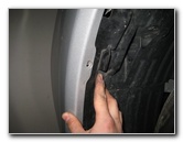 Nissan-Armada-Headlight-Bulbs-Replacement-Guide-039