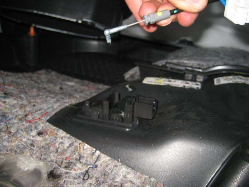 Nissan-Armada-Interior-Door-Panel-Removal-Guide-025