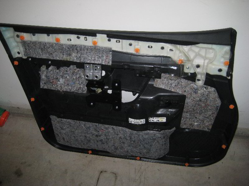 Nissan-Armada-Interior-Door-Panel-Removal-Guide-026