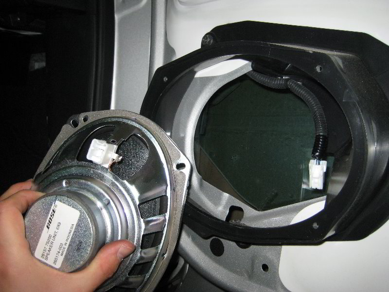 Nissan-Armada-Interior-Door-Panel-Removal-Guide-029