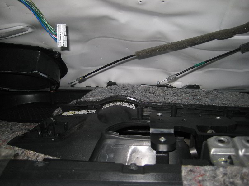 Nissan-Armada-Interior-Door-Panel-Removal-Guide-030