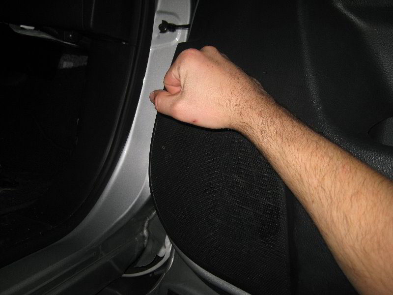 Nissan-Armada-Interior-Door-Panel-Removal-Guide-037