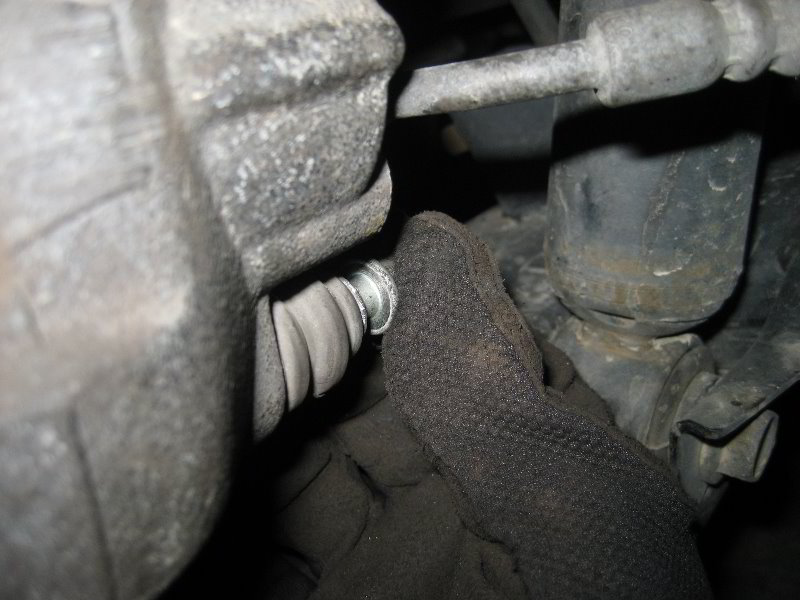 Nissan-Armada-Rear-Brake-Pads-Replacement-Guide-029