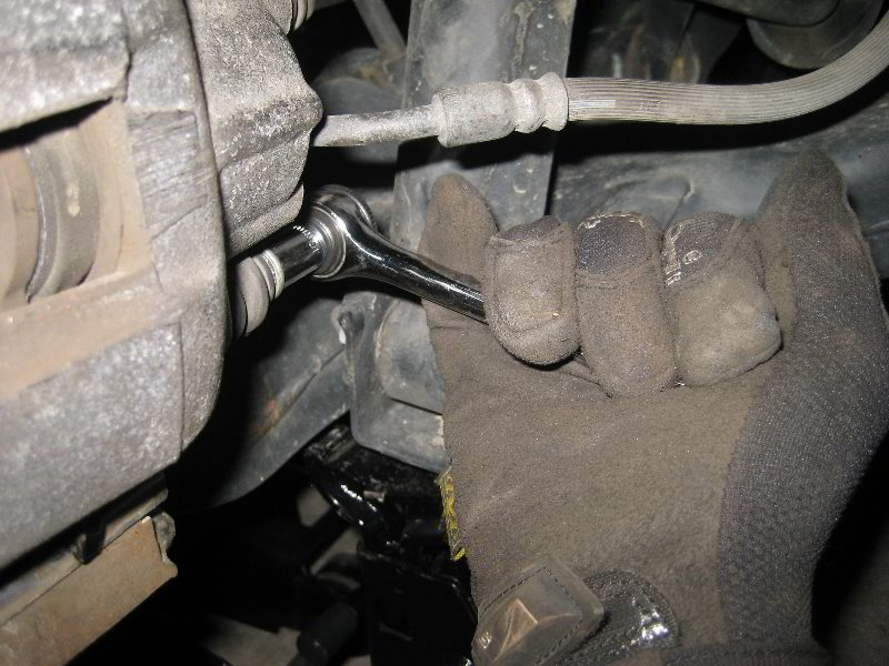 Nissan-Armada-Rear-Brake-Pads-Replacement-Guide-031