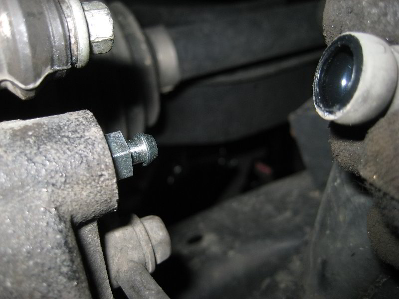 Nissan-Armada-Rear-Brake-Pads-Replacement-Guide-034