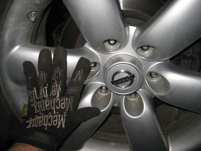 Nissan-Armada-Rear-Brake-Pads-Replacement-Guide-035