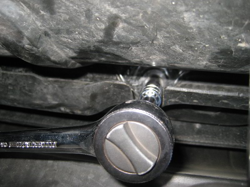 Nissan-Armada-VK56DE-V8-Engine-Oil-Change-Filter-Replacement-Guide-012