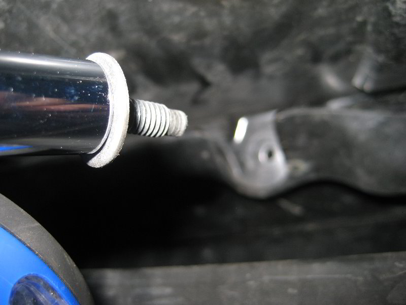 Nissan-Armada-VK56DE-V8-Engine-Oil-Change-Filter-Replacement-Guide-016